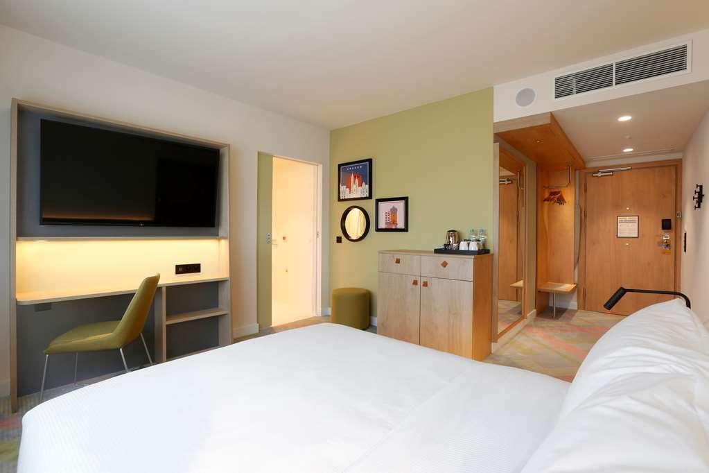 Hotel Hampton By Hilton Krakow Airport Balice Zimmer foto