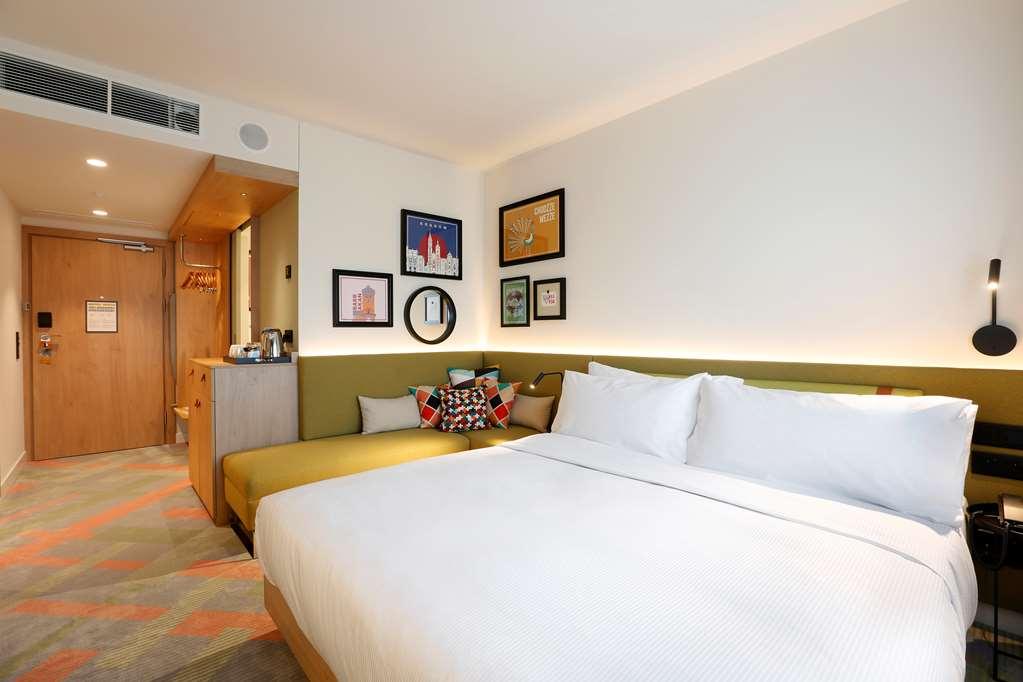 Hotel Hampton By Hilton Krakow Airport Balice Zimmer foto